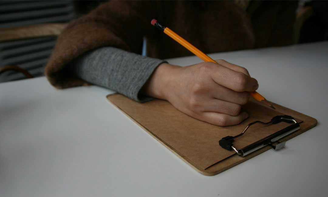 大理群主家文章代写案例